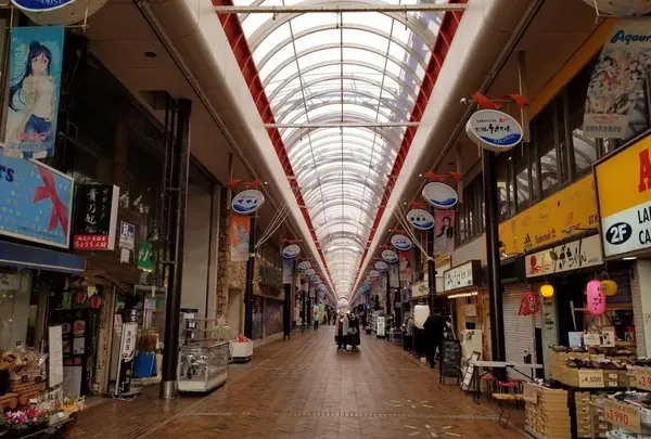 仲見世商店街
