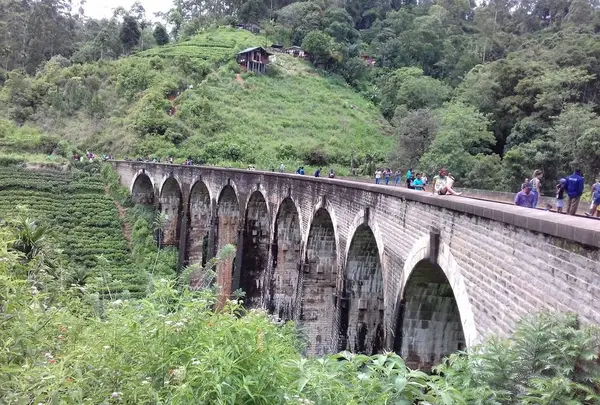 Nine Arches Bridge