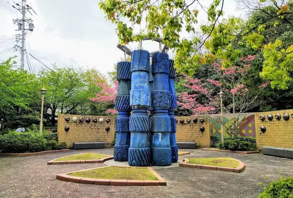 登窯広場展示工房館