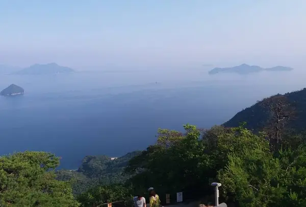 獅子岩駅