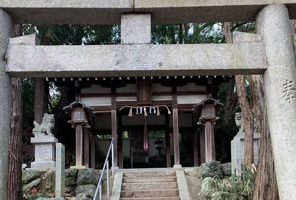 石寸山口神社