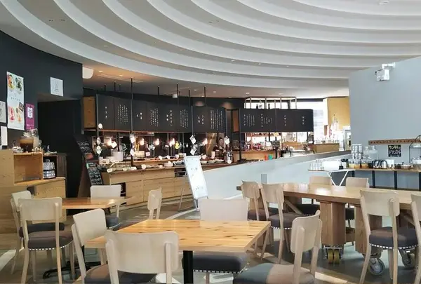 Park Side Kitchen（パークサイドキッチン）