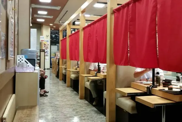 魚がし鮨青島店