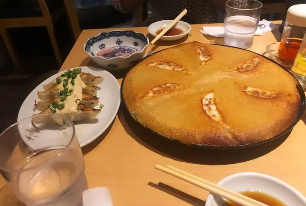 オリオン餃子 本店