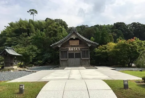浮殿