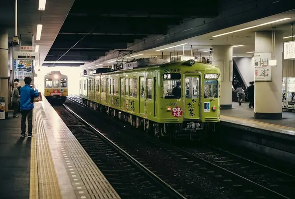 瓦町駅