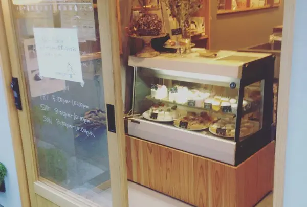 ノミヤ洋菓子店/五席酒場ノミヤ