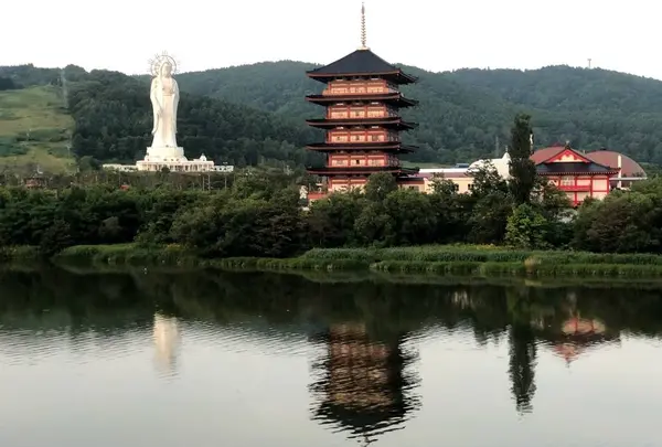 天徳院北海道天徳大観音