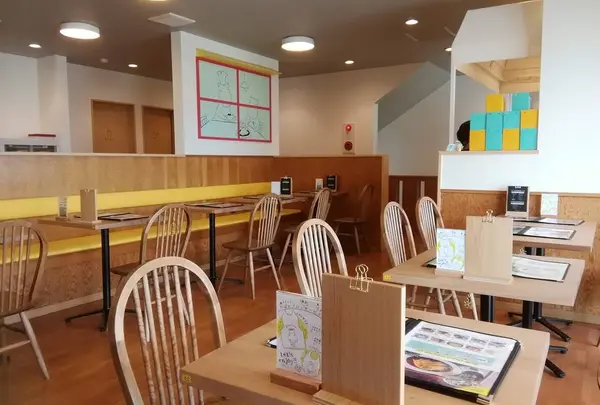 ドライブイン 熱海プリン食堂