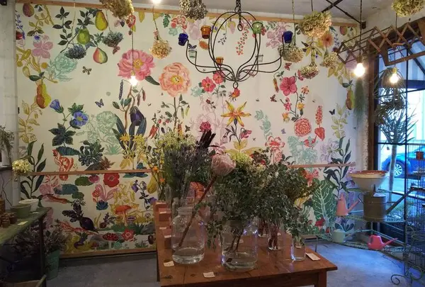 Dear, Folks & Flowers