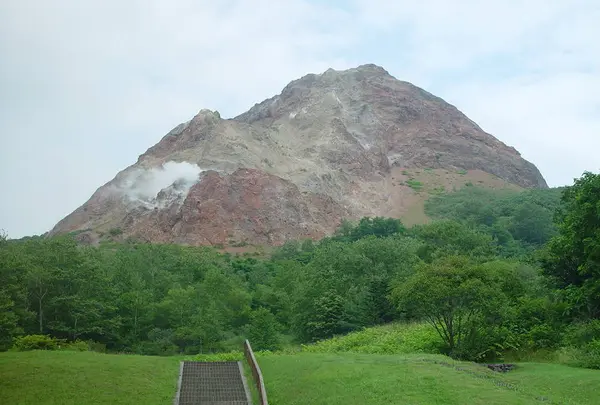昭和新山