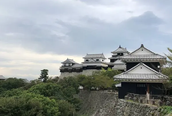 松山城