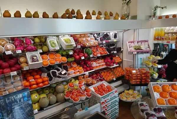 【宮崎駅徒歩圏内】たなかフルーツ