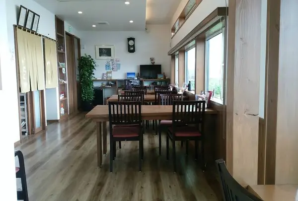 そば＆カフェ からくれ