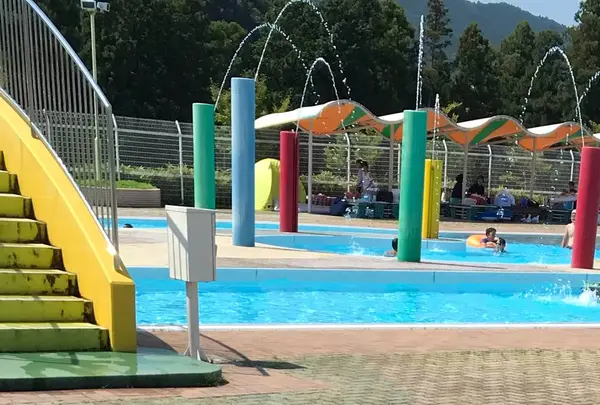 度会町役場 宮リバー度会パーク遊水プール鏡