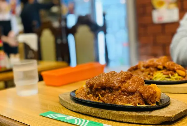 レストラン泉屋 本店