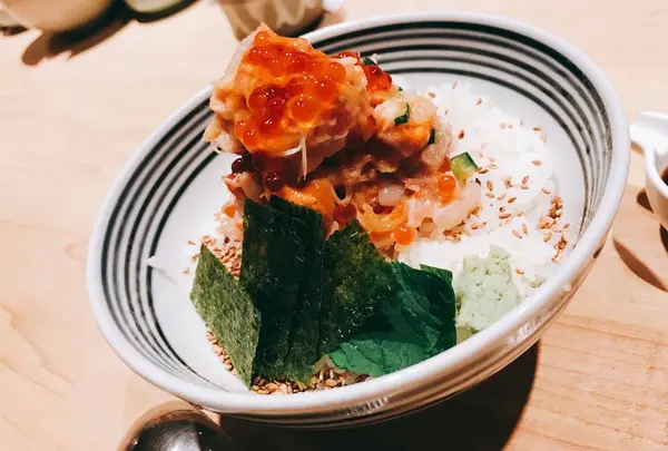 日本橋海鮮丼つじ半