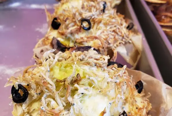 MEBAKE（エムイーベイク）