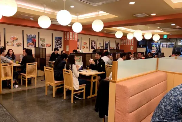 きづなすし 新宿歌舞伎町店