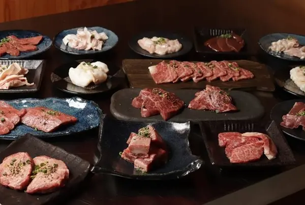 肉maro おとんば東上野店 1F 串焼き / 2F 焼肉