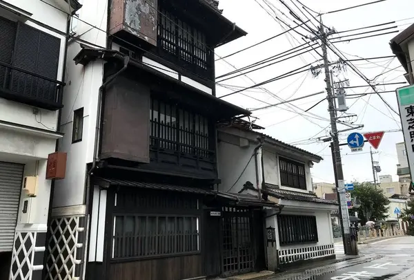 まるも旅館