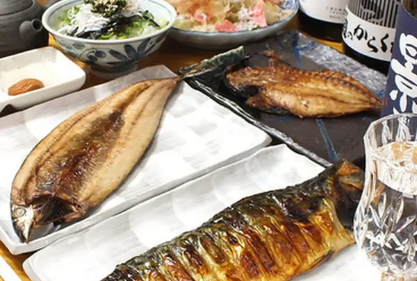 ひもの野郎 阪急梅田HEPナビオ店｜名店 ランチ 十四代 宴会 日本酒 ビール 安い｜