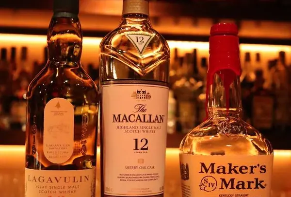 BAR Drambuie（バー ドランブイ）