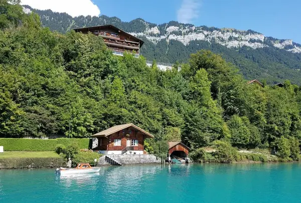 ブリエンツ湖 (Brienzersee)