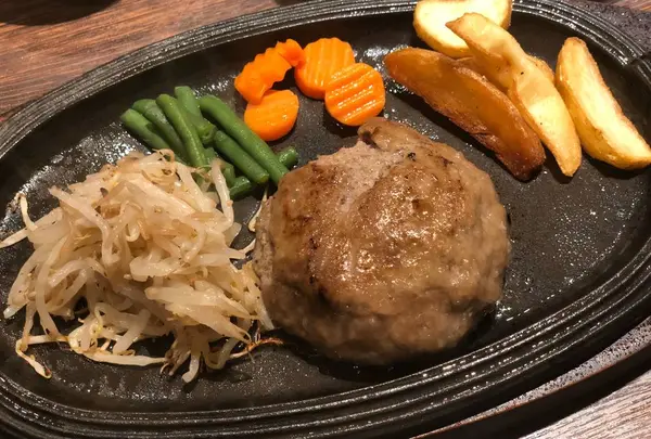 飲めるハンバーグ