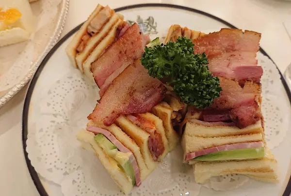 イノダコーヒ 横浜高島屋支店