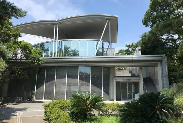 茅ヶ崎市美術館