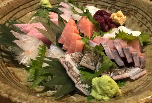 吟チロリ