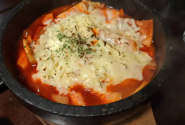 韓国家庭料理 鐘路本家 （ジョンロボンガ）