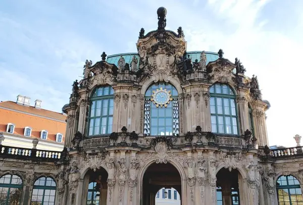 Zwinger（ツヴィンガー宮殿）の写真・動画_image_716096