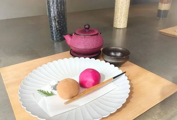 餅匠 しづく 新町店