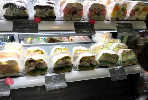ぐるぐるべゑぐる