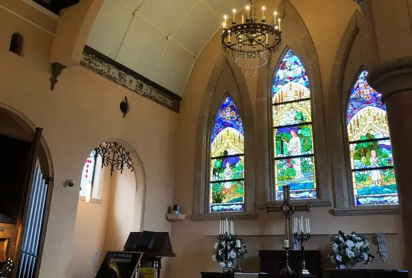 伊豆高原ステンドグラス美術館