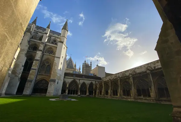ウェストミンスター大寺院（Westminster Abbey）
