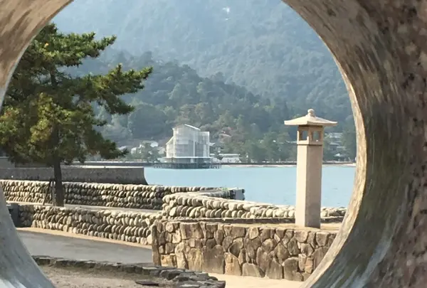 世界遺産碑
