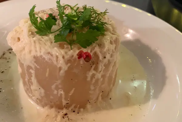 表参道ワイン食堂 Den｜表参道 ビストロ イタリアン