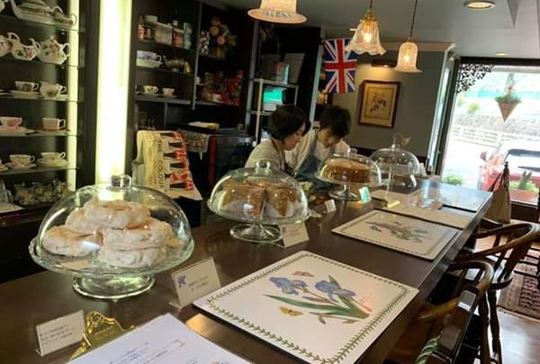 Tea Salon Blue moon ティーサロン・ブルームーン