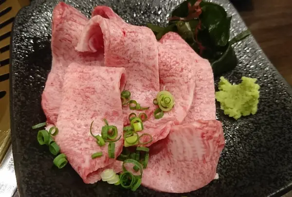 焼肉専門店 鳥藤