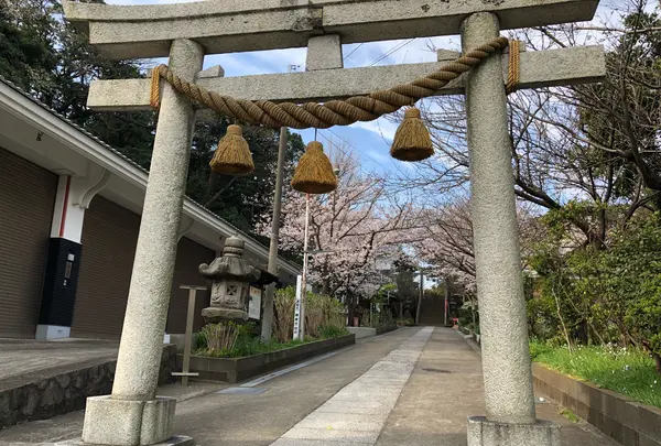 小動神社