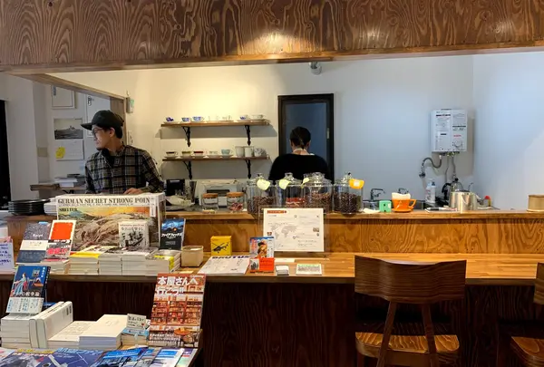 books&cafe ドレッドノート
