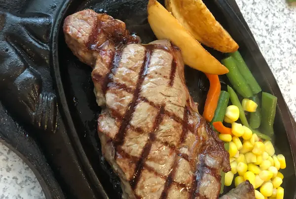 ステーキハウス８８ 辻本店の写真・動画_image_758407