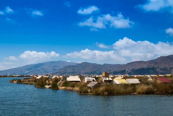 ウロス島（Isla de los Uros）の写真・動画_image_762506