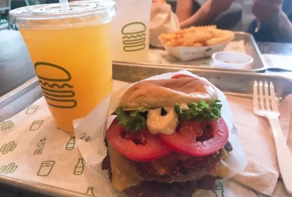 SHAKE SHACK