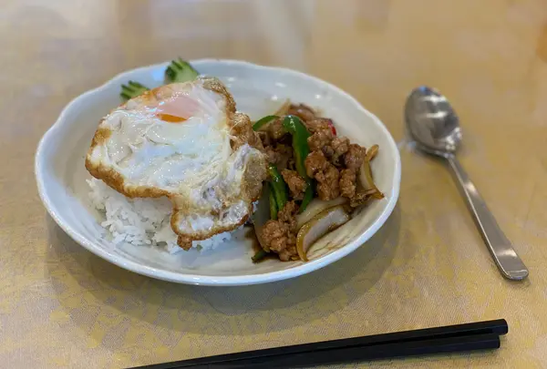 マッサマン タイキッチン