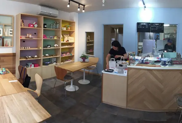 DAUGHTER BOUTIQUE TOKYO