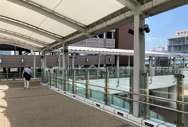 市場前駅